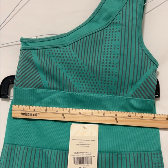 Fabletics Teal MEDIUM Leggings and SMALL Top Set - Picture 9 of 13